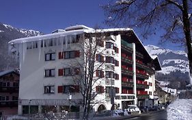 Q! Hotel Maria Theresia Kitzbuhel Exterior photo