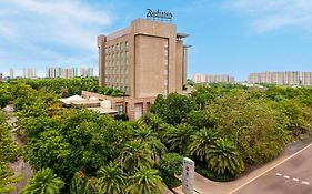 Radisson Noida Hotel Exterior photo