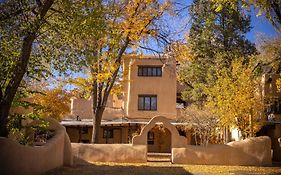 Sagebrush Inn & Suites Taos Exterior photo