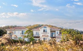 Buan Flaura Pension Hotel Exterior photo