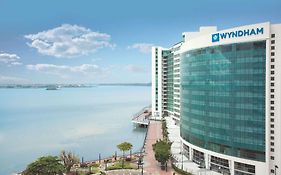 Wyndham Guayaquil, Puerto Santa Ana Hotel Exterior photo