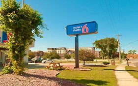 Motel 6 Elkhart, In Exterior photo