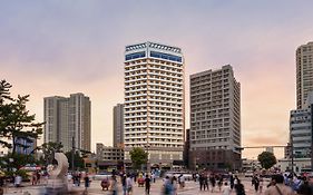 Le Collective Sokcho Beach Apartment Exterior photo