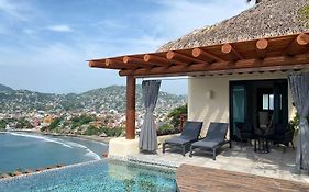 Tentaciones Hotel & Lounge Pool - Adults Only Zihuatanejo Exterior photo