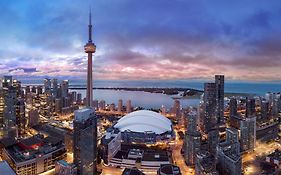 Toronto Marriott City Centre Hotel Exterior photo