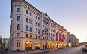 Vier Jahreszeiten Kempinski Muenchen Hotel Exterior photo