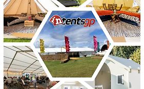 Silverstone Glamping And Pre-Pitched Camping With Intentsgp Hotel Exterior photo