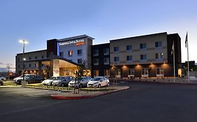 Fairfield Inn & Suites By Marriott Sacramento Airport Woodland Exterior photo