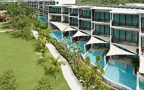 Le Meridien Phuket Mai Khao Beach Resort Exterior photo