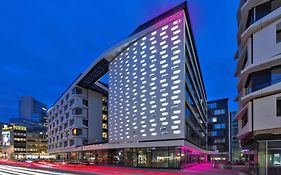 Moxy Frankfurt City Center Hotel Frankfurt am Main Exterior photo