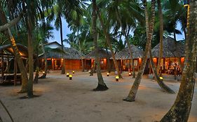 Thejan Beach Cabanas Bentota Exterior photo