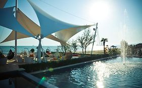 The Crescent Beach Hotel Baku Exterior photo