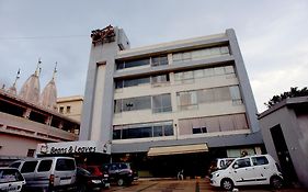 Hotel Platinum Inn Ahmedabad Exterior photo