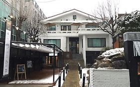 House 740 Hostel Seoul Exterior photo