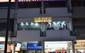 Hotel City Plaza 17 Chandigarh Exterior photo