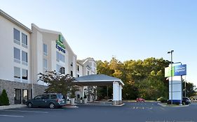 Holiday Inn Express Seaford-Route 13 Exterior photo