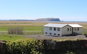 Skammidalur Guesthouse Vik i Myrdal Exterior photo