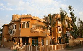 Hotel Pratap Palace Chittorgarh Exterior photo