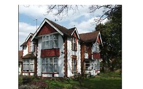 Lenton Lodge Guest House Horley Exterior photo