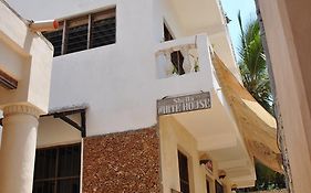 Shella White House Bed & Breakfast Lamu Exterior photo