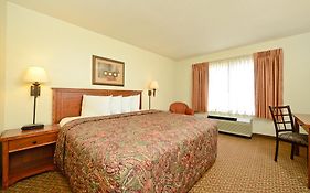 Americas Best Value Inn And Suites Overland Park Room photo