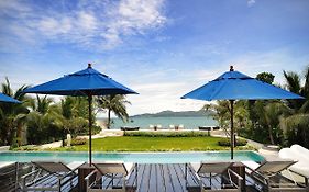 Beachfront Phuket Hotel Exterior photo