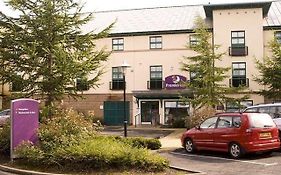 Premier Inn Edinburgh Exterior photo