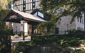 Old Mill Toronto Hotel Exterior photo