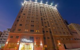 Monroe Hotel & Suites Manama Exterior photo