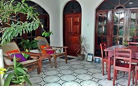 Villa Extra Negombo Exterior photo
