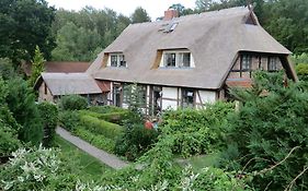 Altes Forsthaus Hotel Ostseebad Nienhagen Exterior photo