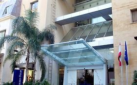 Golden Tulip Hotel De Ville Beirut Exterior photo