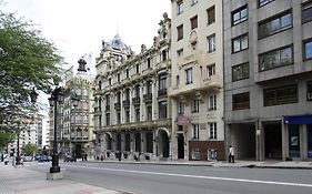 Santacruz Hotel Oviedo Exterior photo