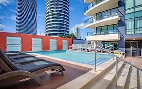 Mantra Broadbeach On The Park Gold Coast Exterior photo