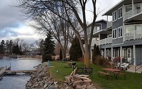 Snug Harbor Inn Sturgeon Bay Exterior photo