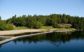 Rosjobaden Camping & Stugby Hotel Sollentuna Exterior photo