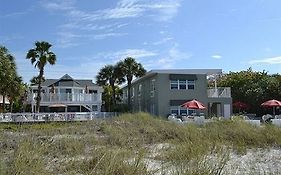 Schooner Hotel St. Pete Beach Exterior photo