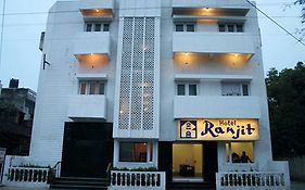 Ranjit Hotel Agra  Exterior photo