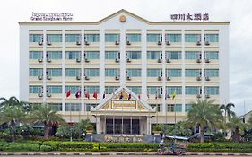 Grand Szechuan Hotel Vientiane Exterior photo