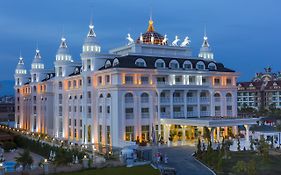 Side Royal Palace Hotel Exterior photo