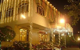 Hotel Sheetal Regency,Near Janambhumi Mathura Exterior photo