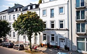 St. Pauli Lodge Townhouse Hamburg Exterior photo