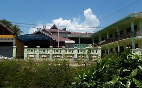 Surya Hotel Labuan Bajo Exterior photo