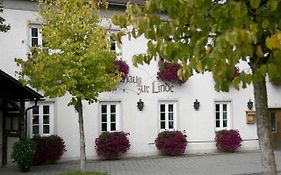 Gasthaus Zur Linde Hotel Hohenpolding Exterior photo