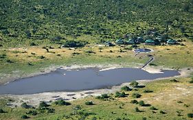 Thobolo'S Bush Lodge Kachikau Exterior photo