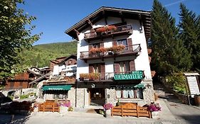 Hotel Cristallo Courmayeur Exterior photo