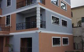 Bastos'Appart Yaounde Apartment Exterior photo