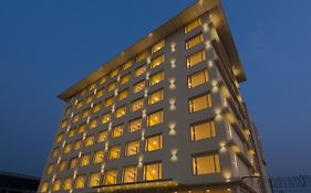 Ginger Noida City Center Hotel Exterior photo