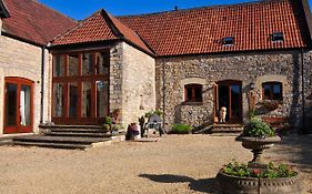 The Old Stables Bed & Breakfast Bed & Breakfast Shepton Mallet Exterior photo