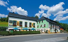 Hotel Gasthof Zum Walfisch Klingenthal Exterior photo